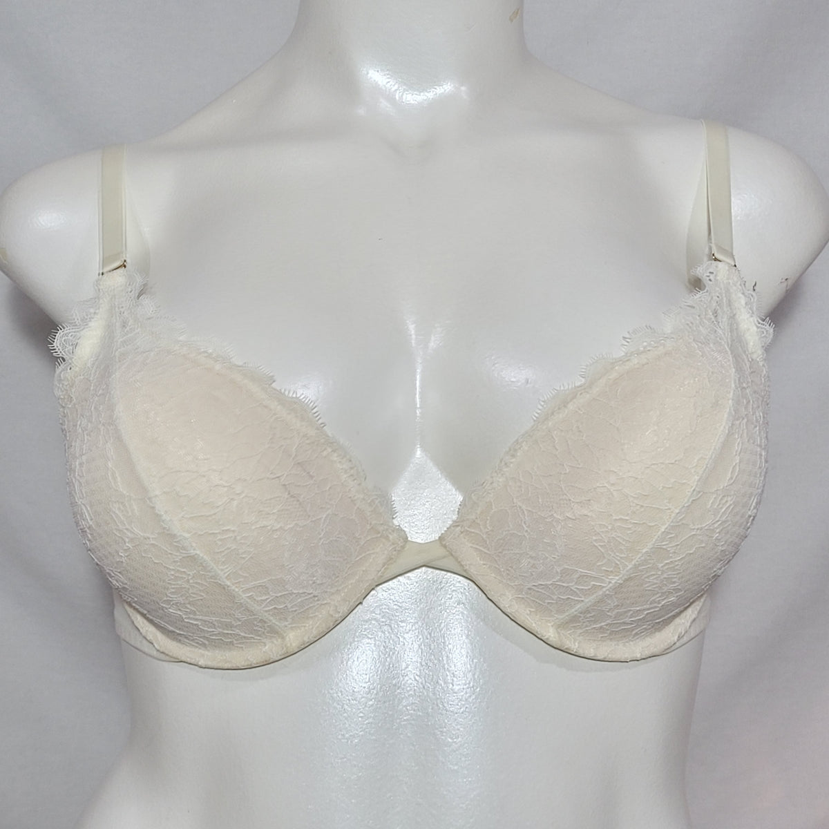 Gilligan & O'Malley Bra Size 38DD