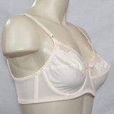 Bali 180 0180 Flower Underwire Bra 40B White NEW WITH TAGS - Better Bath and Beauty