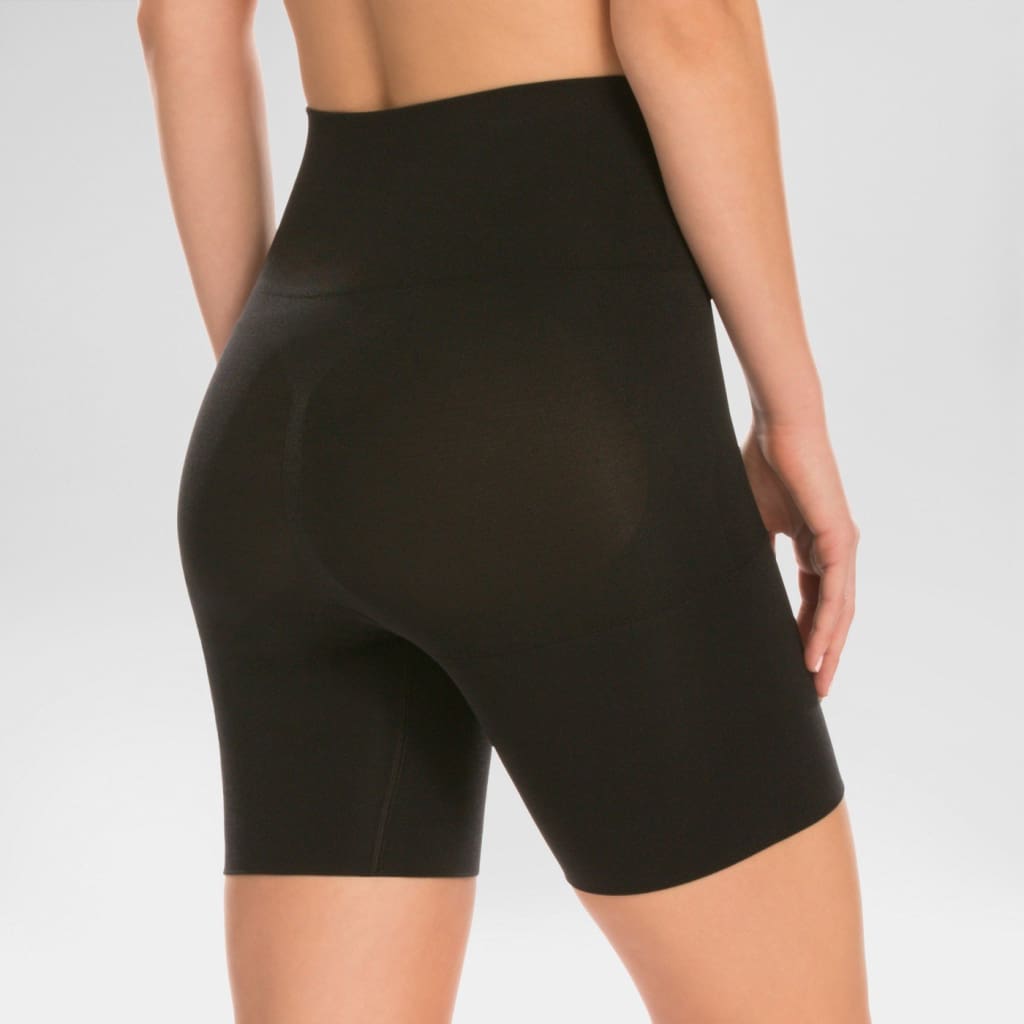 Assets by Spanx 10125 Remarkable Results Mid-thigh Shaper