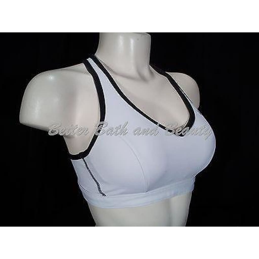 Under Armour Heat Gear Vented Back Wire Free Sports Bra