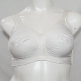 Exquisite Form 2558 Jacquard Satin Divided Cup Wire Free Bra 44B White NWOT - Better Bath and Beauty