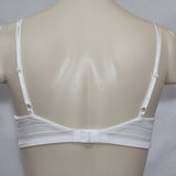 Vanity Fair 75273 Beautifully Smooth Invisible Lines Bra 34D White NWT - Better Bath and Beauty