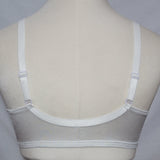 Fundamentals Lightly Lined Front Close Wire Free Soft Cup Bra 36D White - Better Bath and Beauty