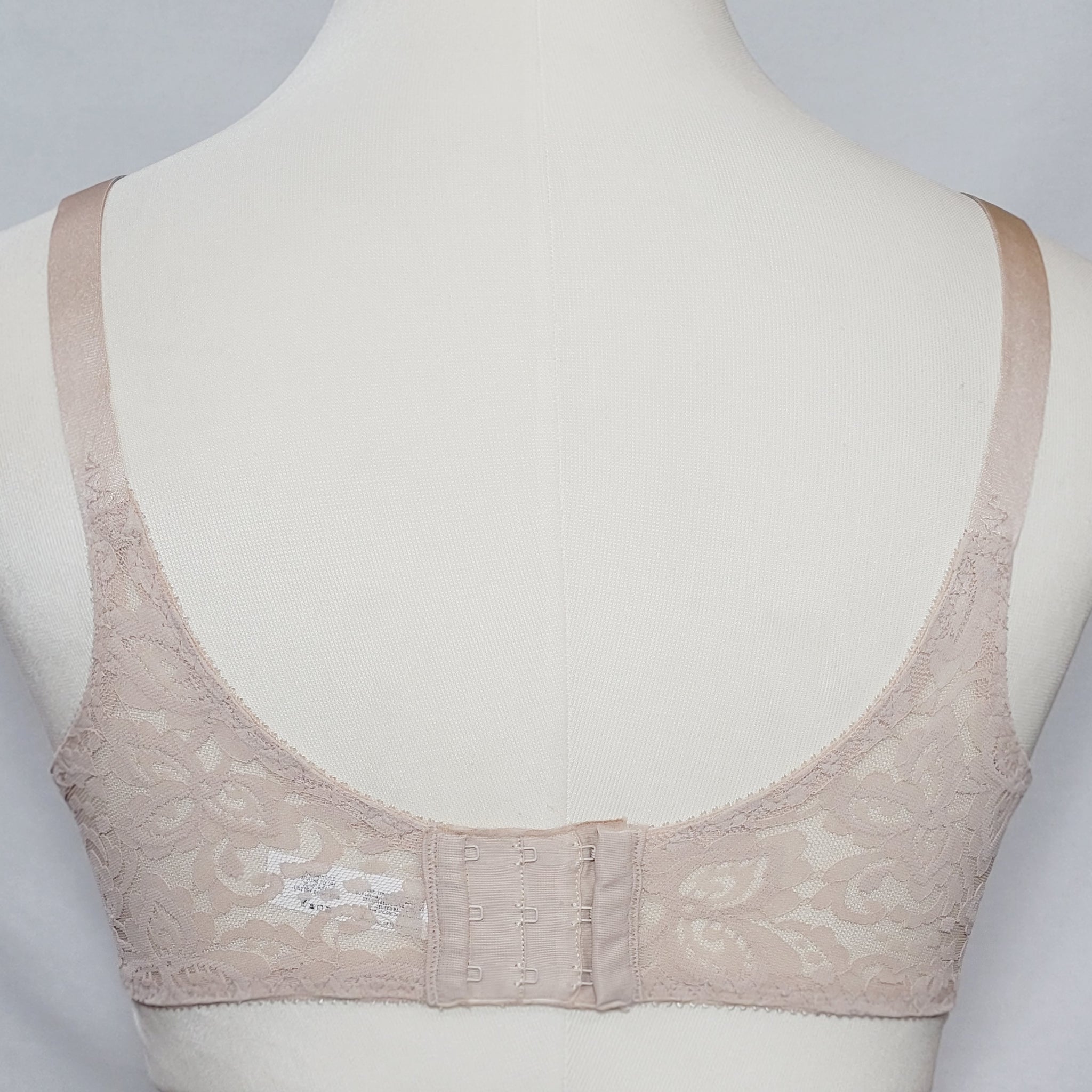 Bali Lace 'n Smooth Underwire Bra, Rosewood, 40C at  Women's Clothing  store