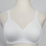 Playtex 4049 18 Hour Seamless Cup Wire Free Bra 38B White NEW WITHOUT TAGS - Better Bath and Beauty