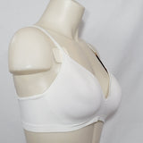 Hanes HC82 G262 Barely There 4028 Wire Free Soft Cup Bra MEDIUM White NWT - Better Bath and Beauty