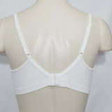 Hanes HC82 G262 Barely There 4028 Wire Free Soft Cup Bra SMALL White NWT - Better Bath and Beauty