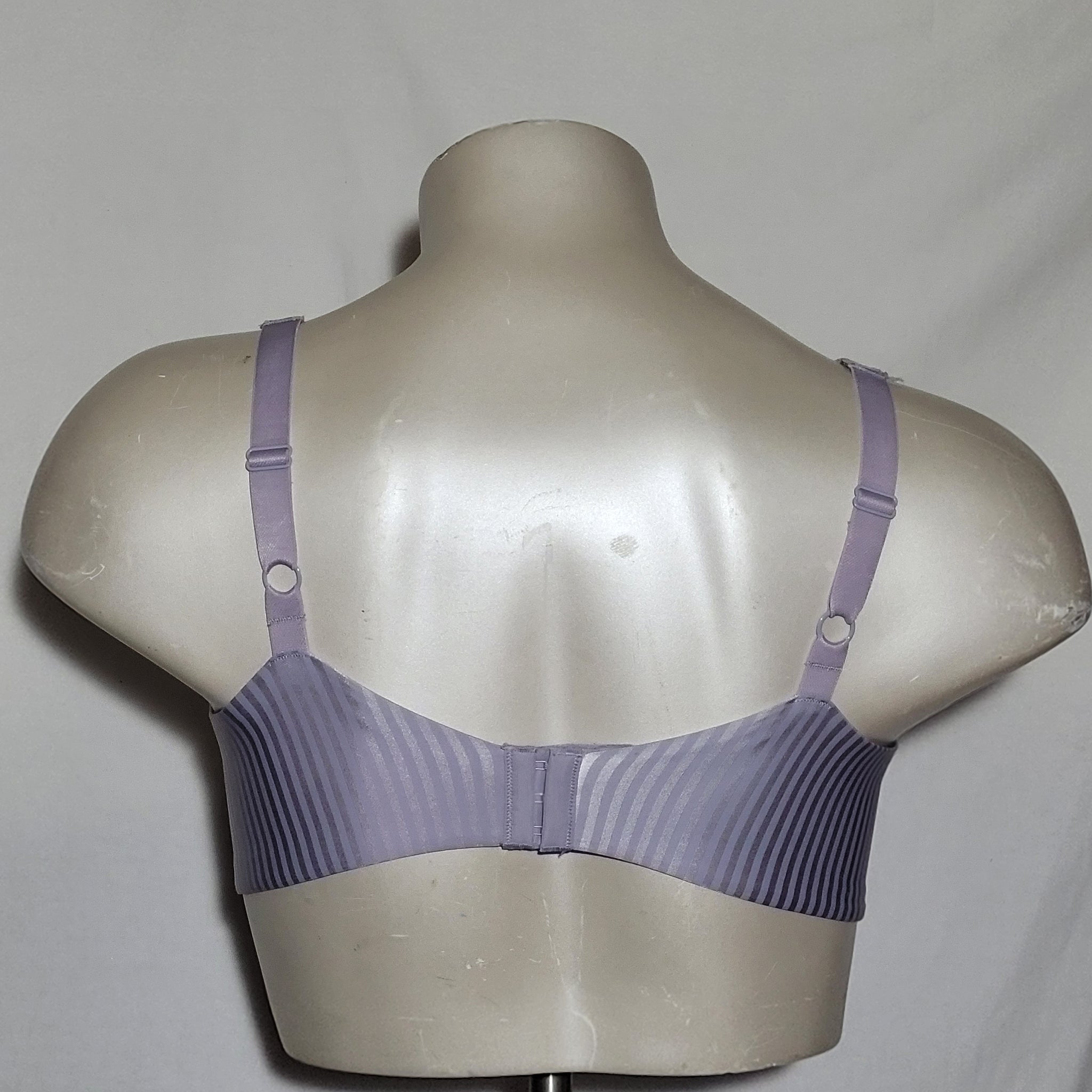 Playtex 4747 Perfectly Smooth Underwire Bra 40D Lavender