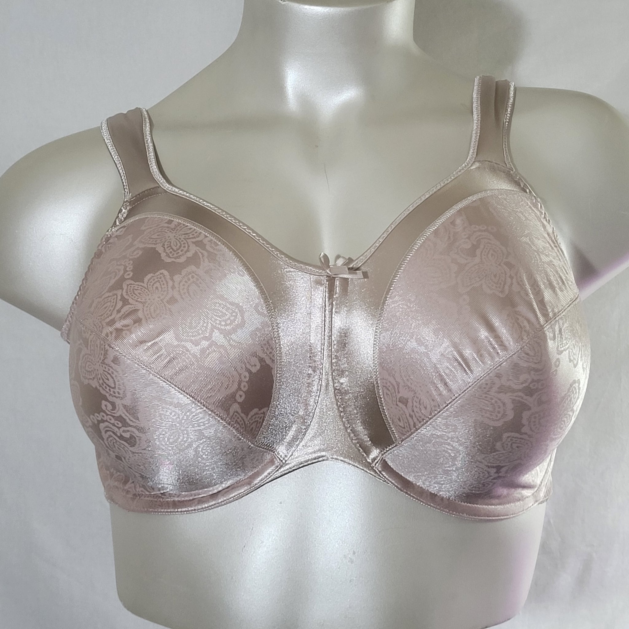 Bali 3562 Satin Tracings Underwire Bra 36D Nude NEW WITH