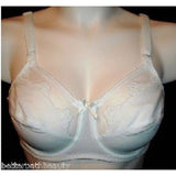 Bali 180 0180 Flower Underwire Bra 40C White NEW WITH TAGS - Better Bath and Beauty