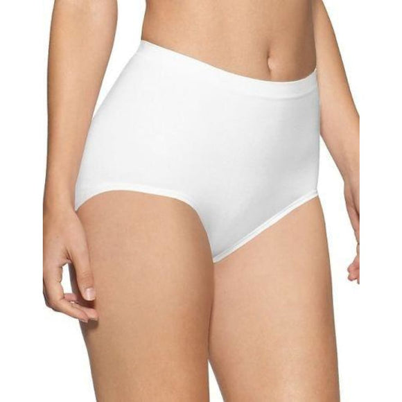 https://intimates-uncovered.com/cdn/shop/products/bali-seamless-ultra-shaping-brief-x204-medium-white-shapewear-fajas-intimates-uncovered_995_580x.jpg?v=1571515955